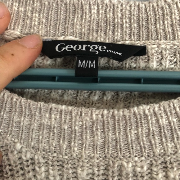George women’s sweater - Picture 6 of 6